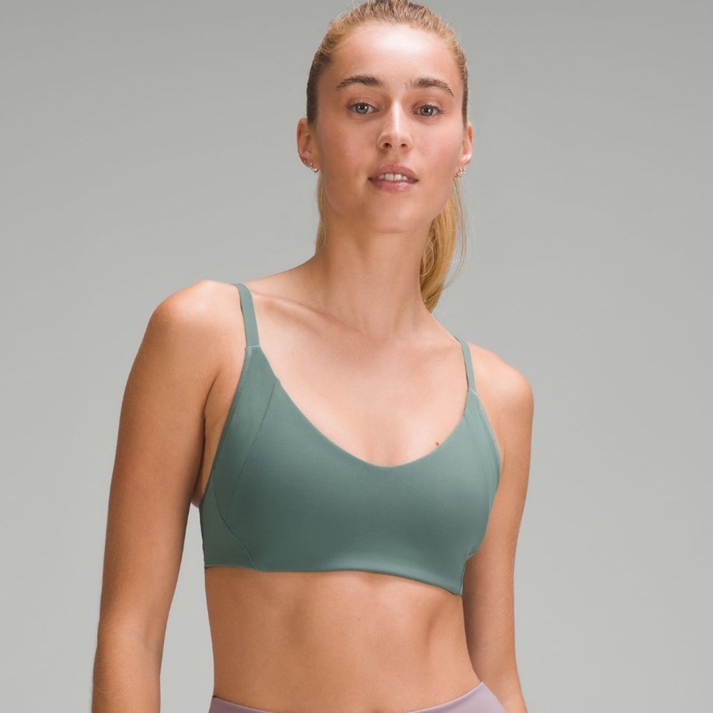 Lululemon Everlux With Mesh Train Bra B/C - NWT